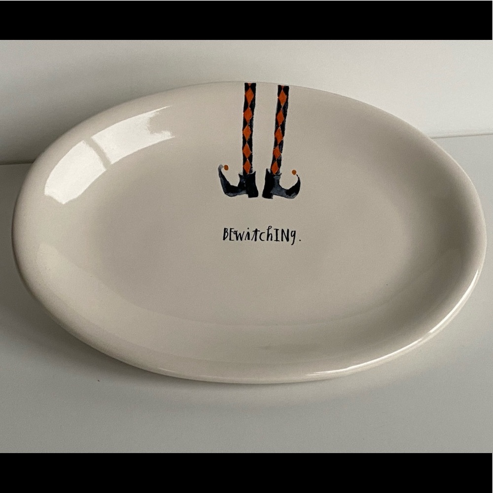 RAE DUNN HALLOWEEN FLATWARE